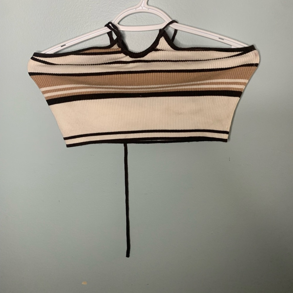 NEVER WORN!!! Great condition halter crop top from garage size medium